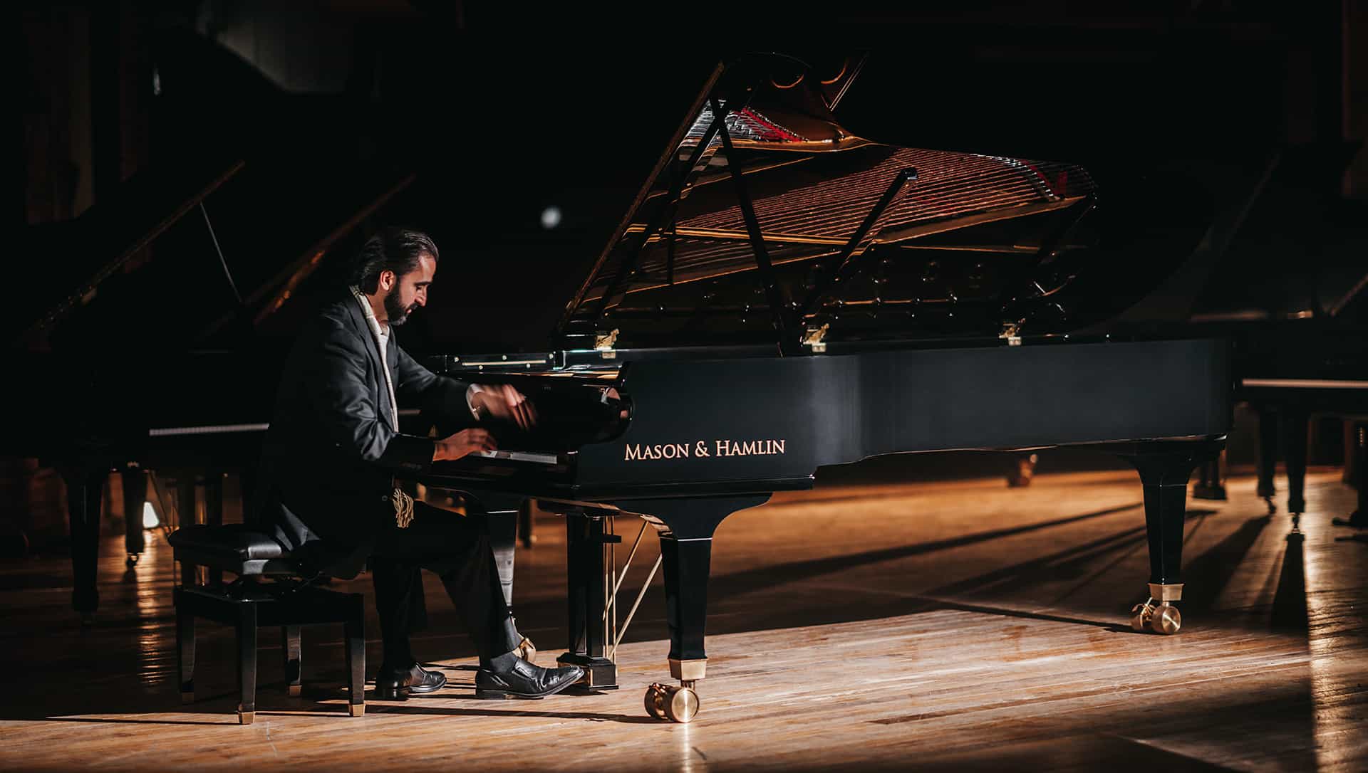 Mason & Hamlin Image 1